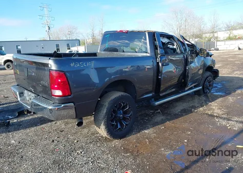 2018 Ram 2500 Tradesman 4X4 6'4 Box from USA, damaged, VIN 3C6UR5CL8JG106940